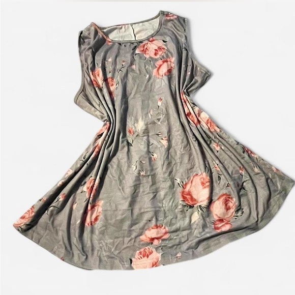 Source Unknown Tops - Floral Sleeveless Tunic Top, Gray with Pink Roses, Size 2XL (fits more like a L)